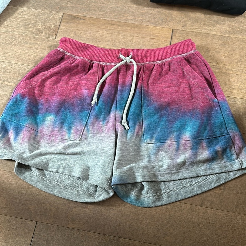 Chaser tie dye shorts never worn